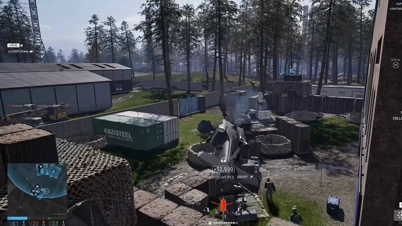 WARDOGS 直升机停在 FOB 补给点，屏幕上显示 +$2,500 SUPPLIES DELIVERED 500XP，同时计分栏里 CONTROL ZONE PRESENCE +$180 在跳