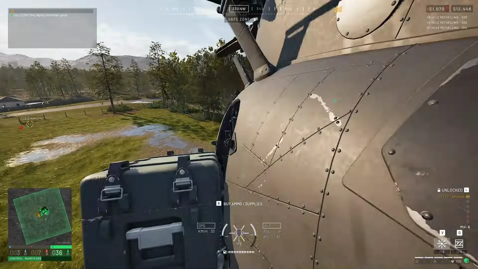 WARDOGS 轻型直升机停在装好的补给箱旁，机身显示 BUY AMMO / SUPPLIES 交互提示